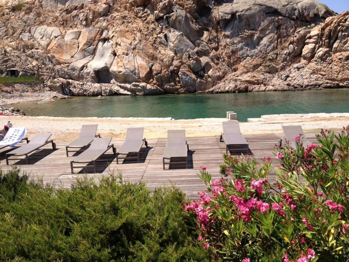 Residence Cala Francese - Case Sul Mare La Maddalena  Exteriör bild
