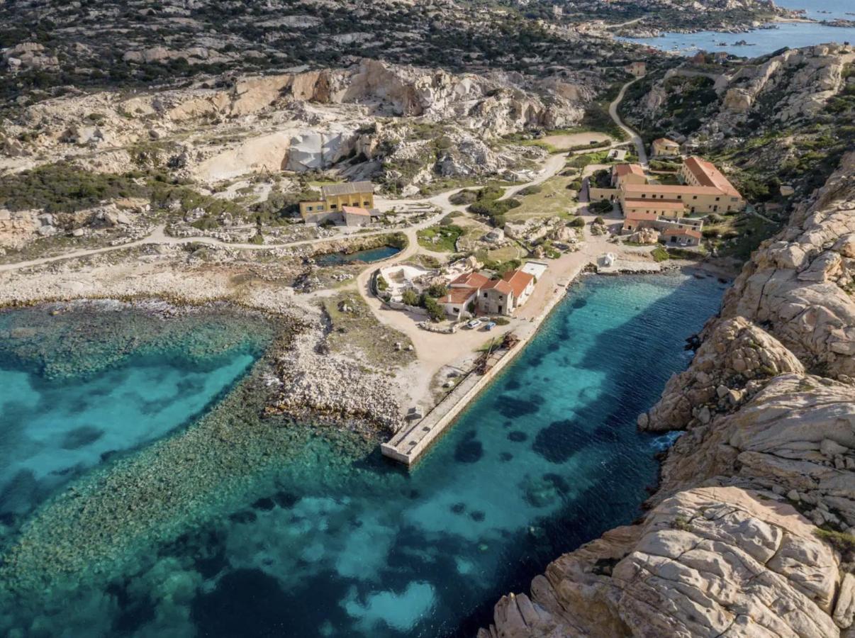 Residence Cala Francese - Case Sul Mare La Maddalena  Exteriör bild