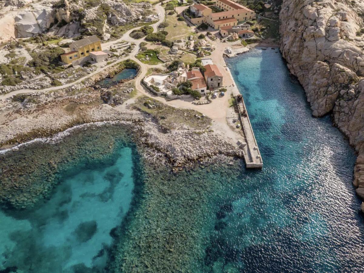 Residence Cala Francese - Case Sul Mare La Maddalena  Exteriör bild