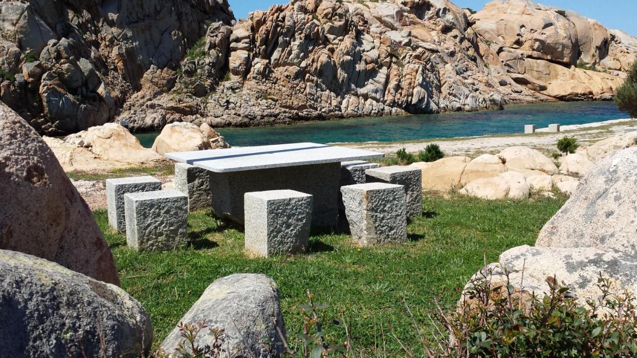 Residence Cala Francese - Case Sul Mare La Maddalena  Exteriör bild