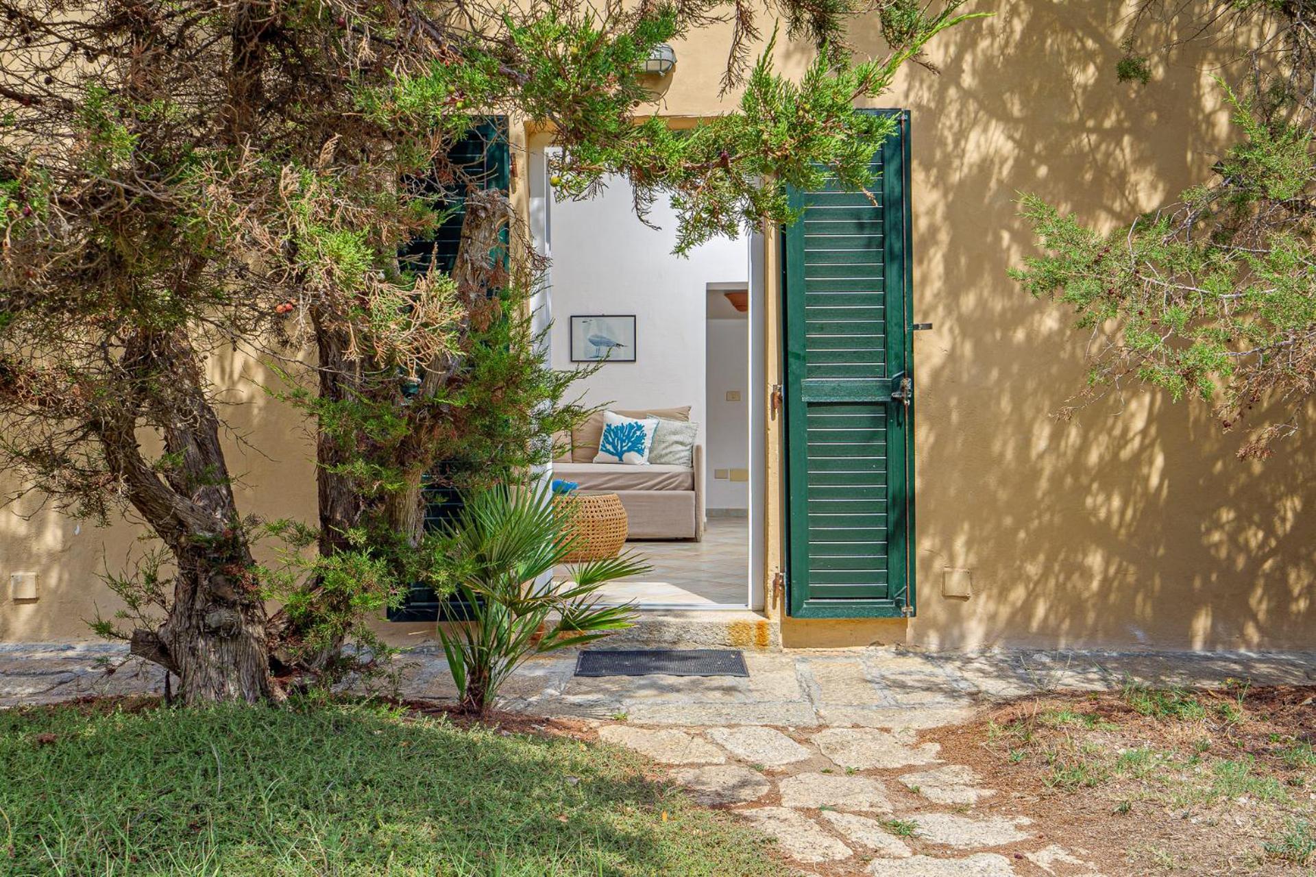 Residence Cala Francese - Case Sul Mare La Maddalena  Exteriör bild