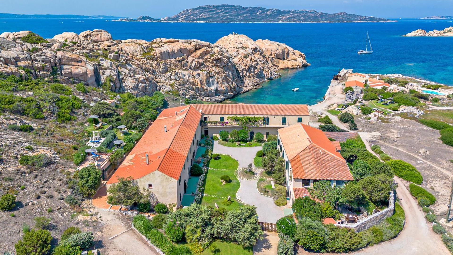 Residence Cala Francese - Case Sul Mare La Maddalena  Exteriör bild
